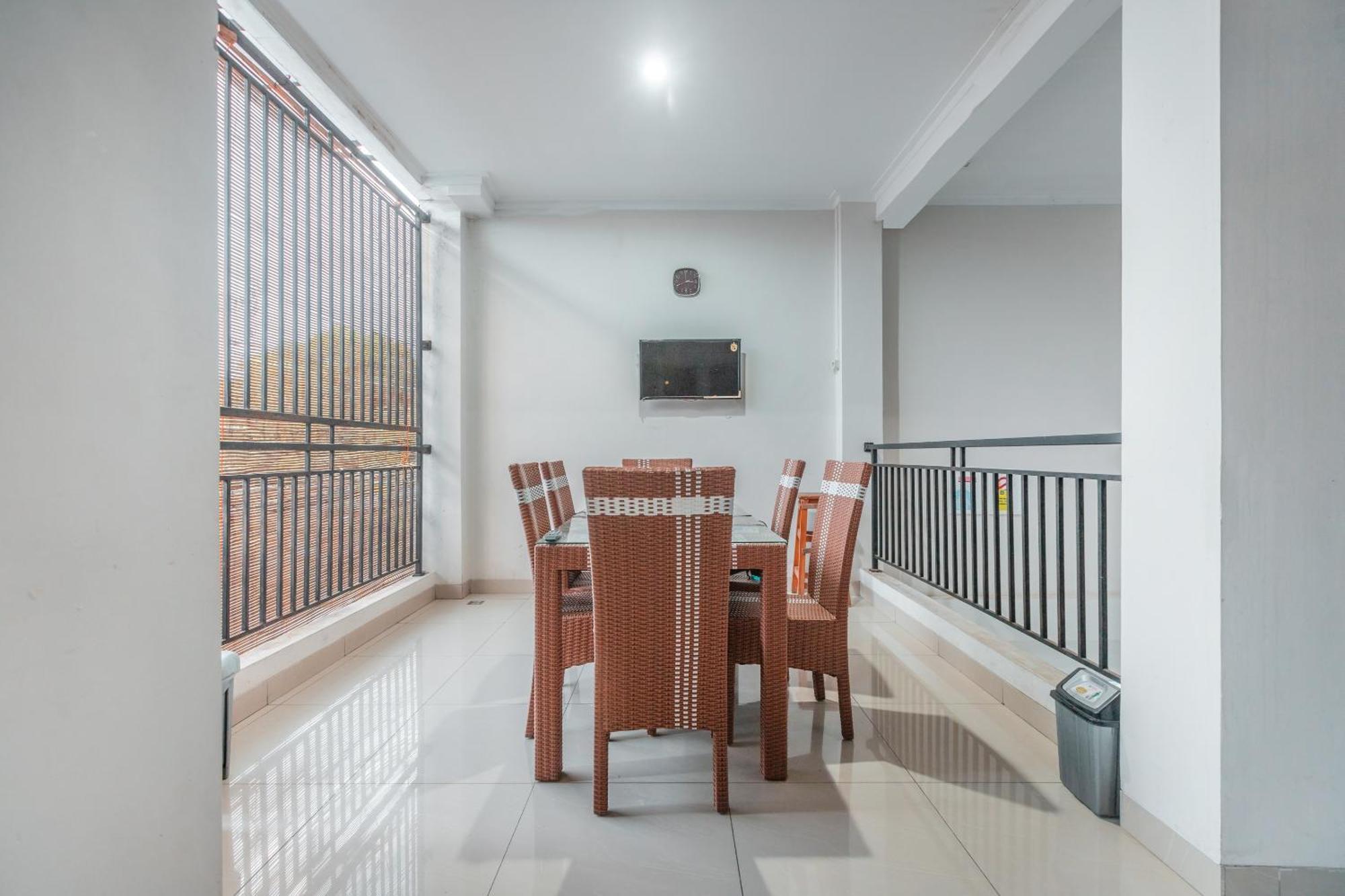 Oyo Life 2335 Kos 89 Bogor